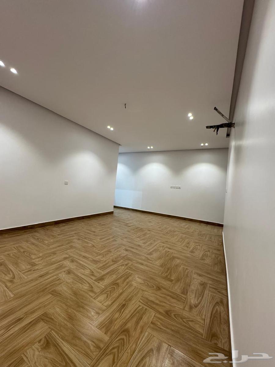 5 bedroom apartment in Muraykh 23