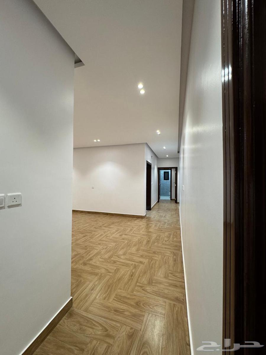 5 bedroom apartment in Muraykh 24