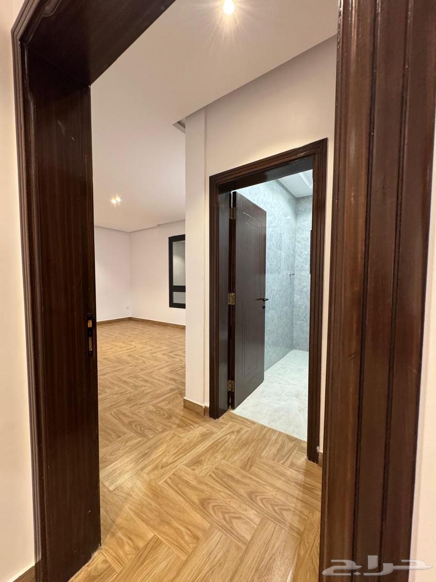 5 bedroom apartment in Muraykh 25