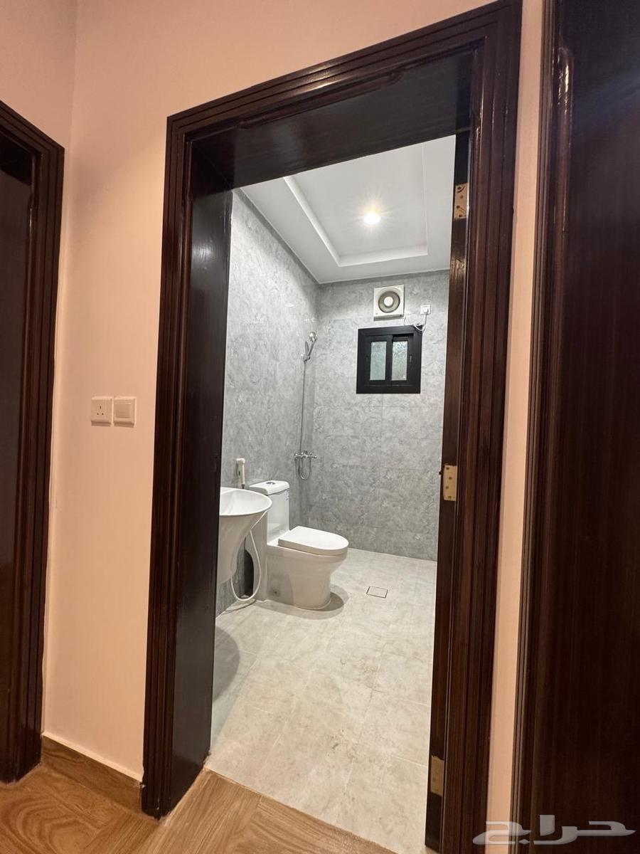5 bedroom apartment in Muraykh 27