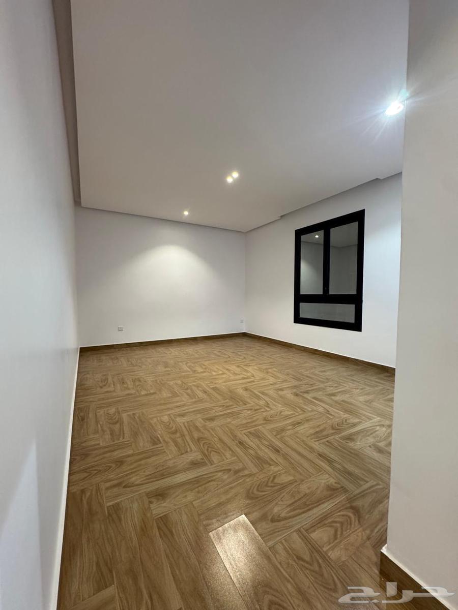 5 bedroom apartment in Muraykh 30