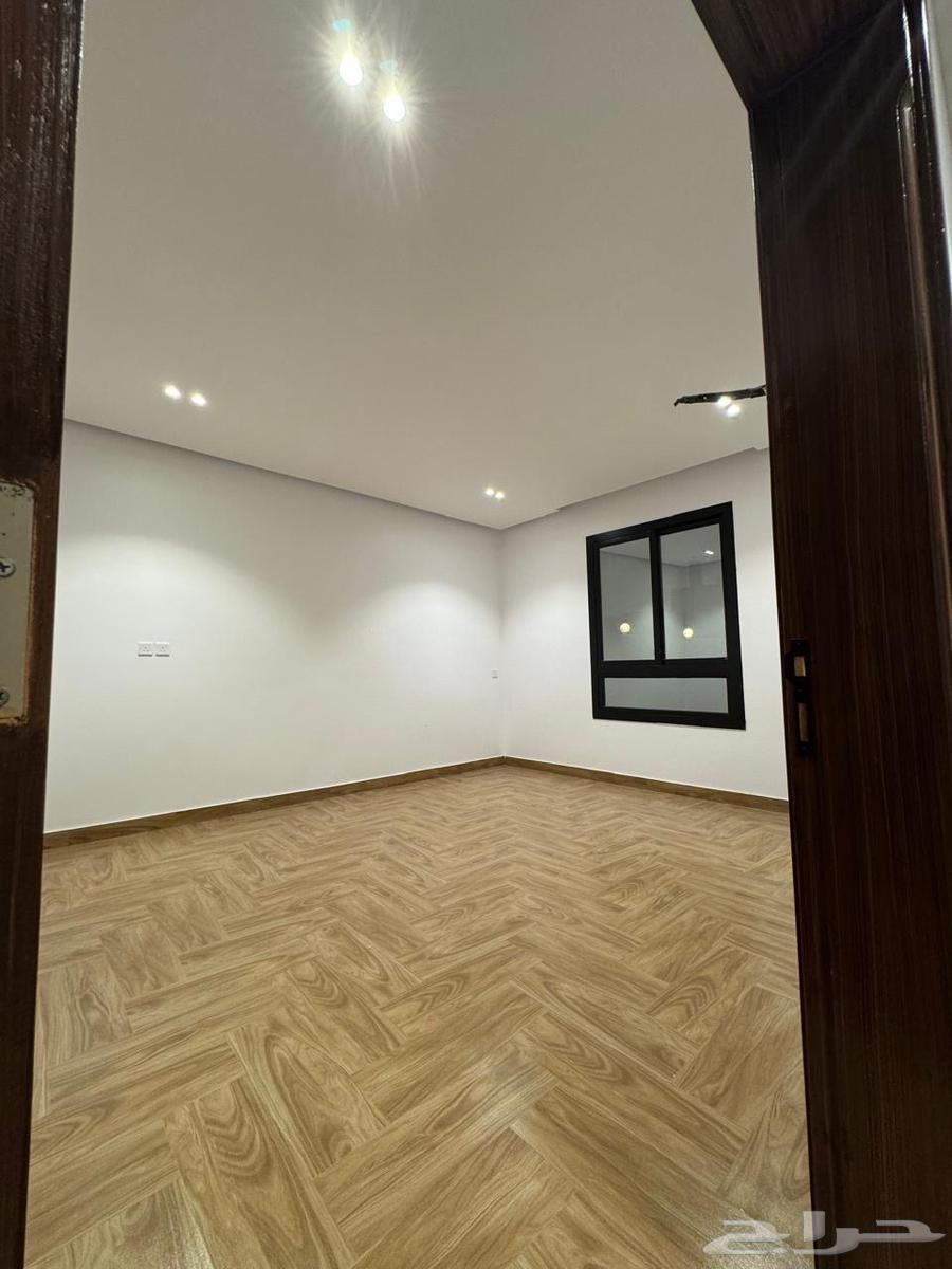 5 bedroom apartment in Muraykh 34