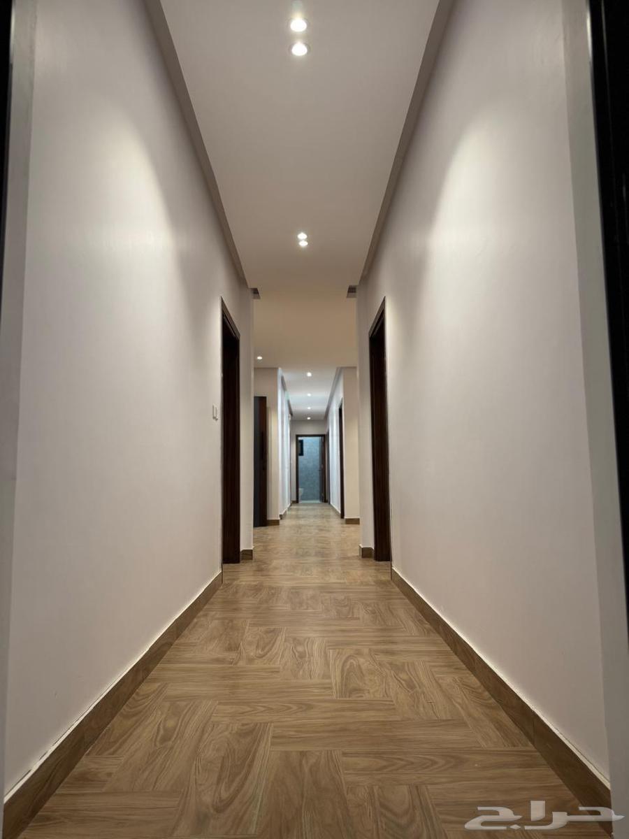 5 bedroom apartment in Muraykh 37