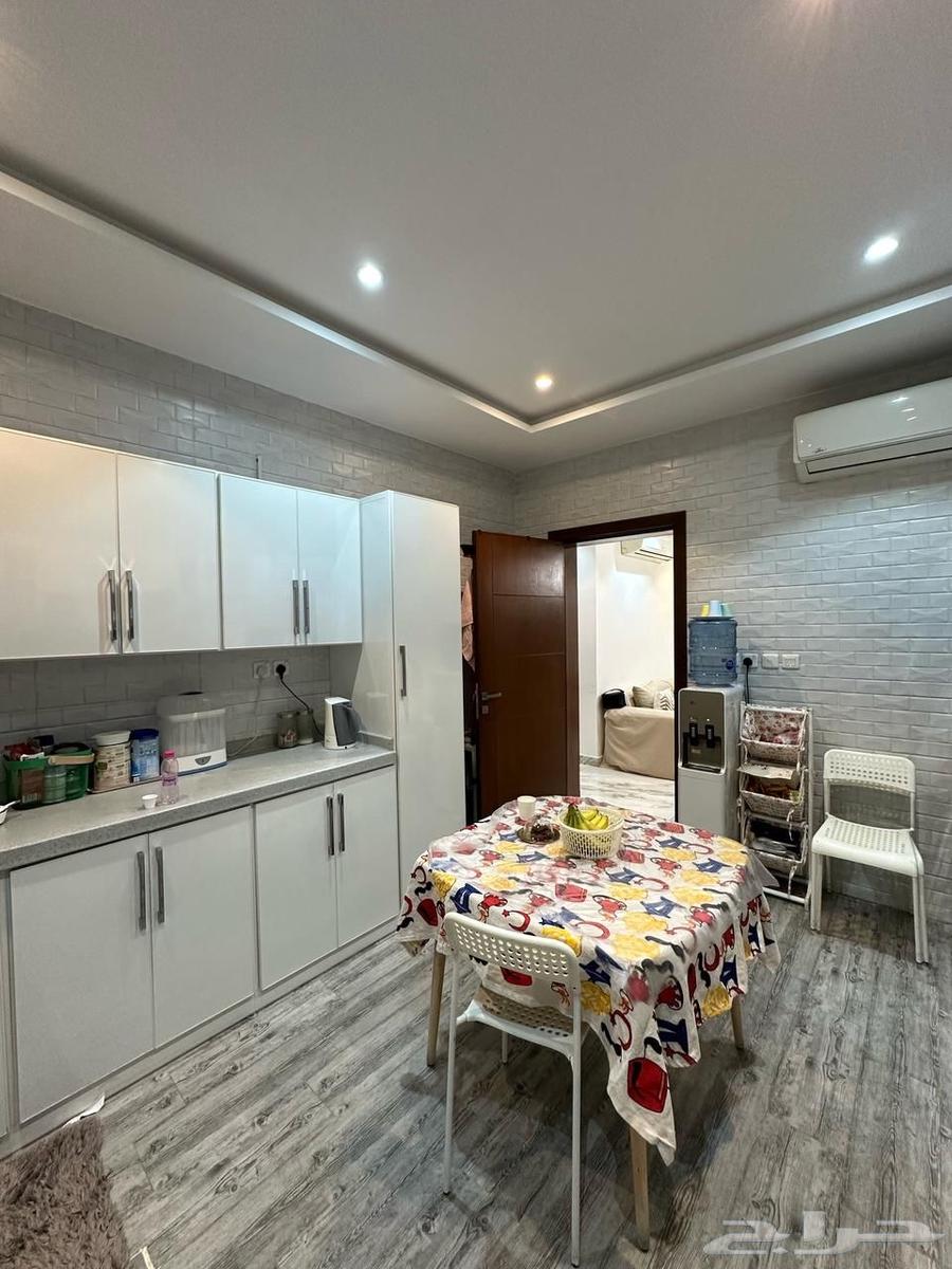 9 bedroom apartment in Al Faisaliyyah 8