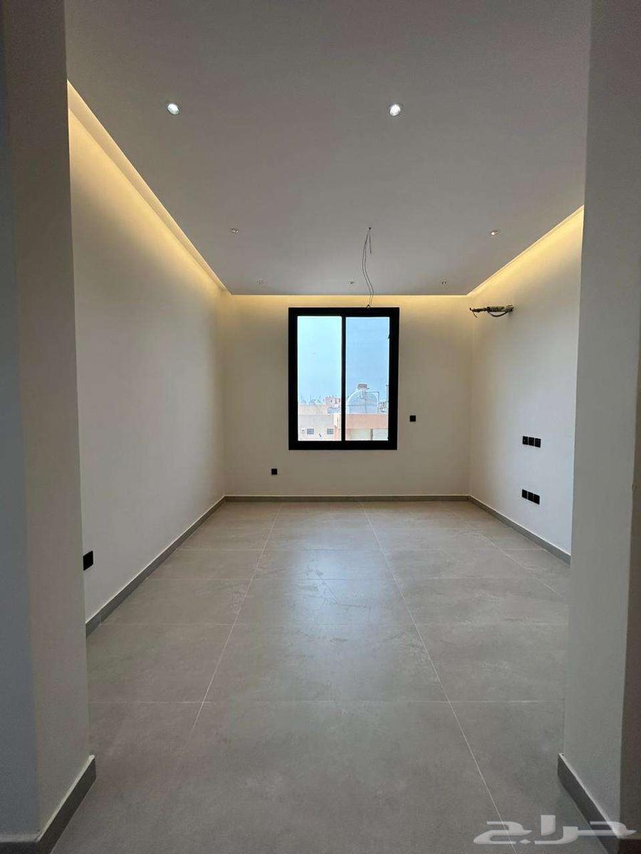 5 bedroom apartment in Al Salamah 7