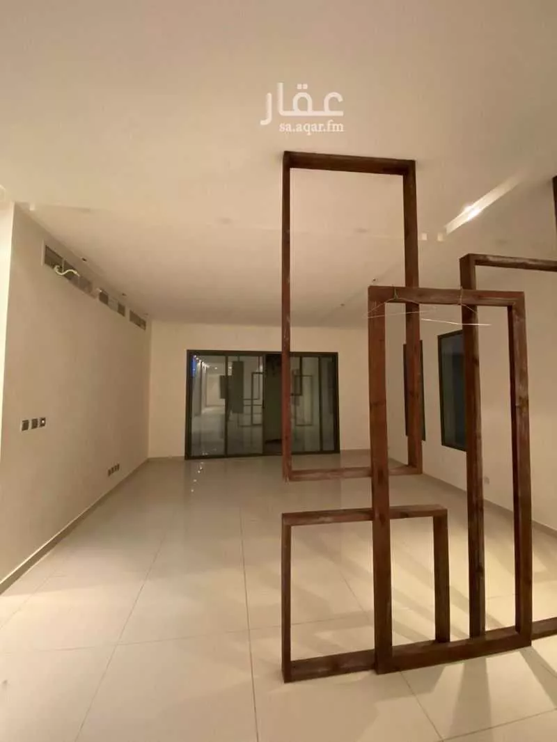 4 bedroom villa in Al Buhairah, Eastern Province 13