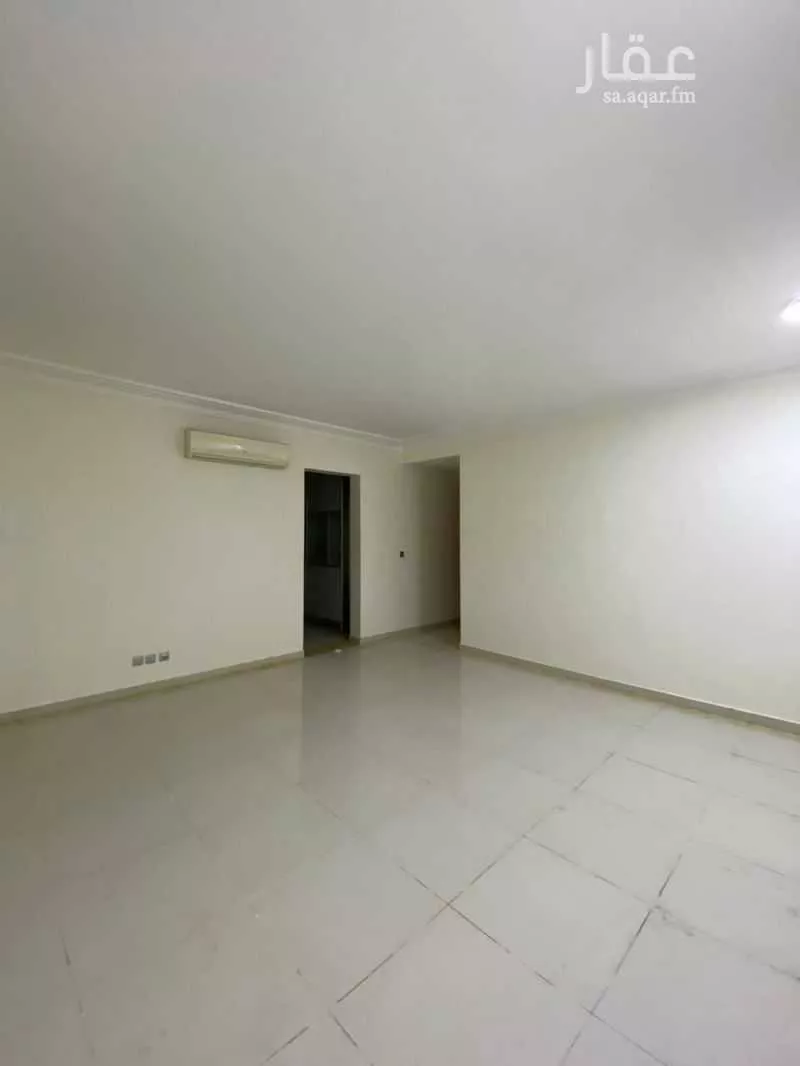 4 bedroom villa in Al Buhairah, Eastern Province 16
