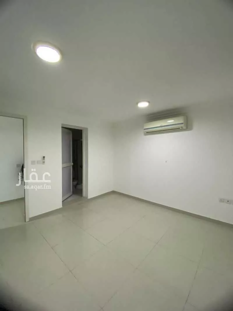 4 bedroom villa in Al Buhairah, Eastern Province 18