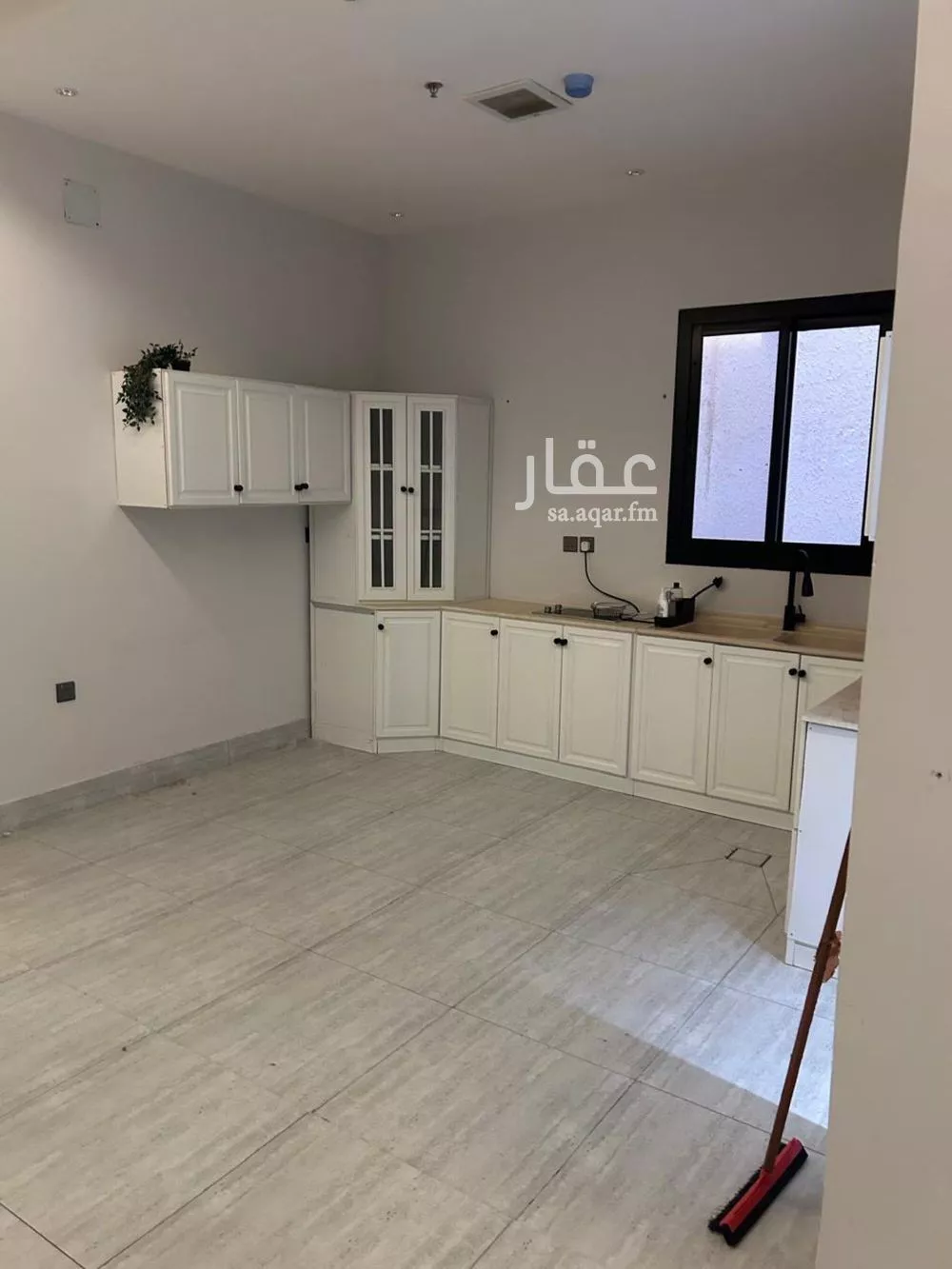 2 bedroom apartment in Al Aridh 8