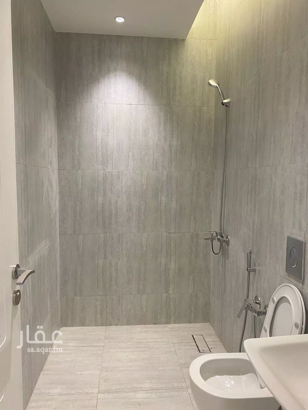 2 bedroom apartment in Al Aridh 10