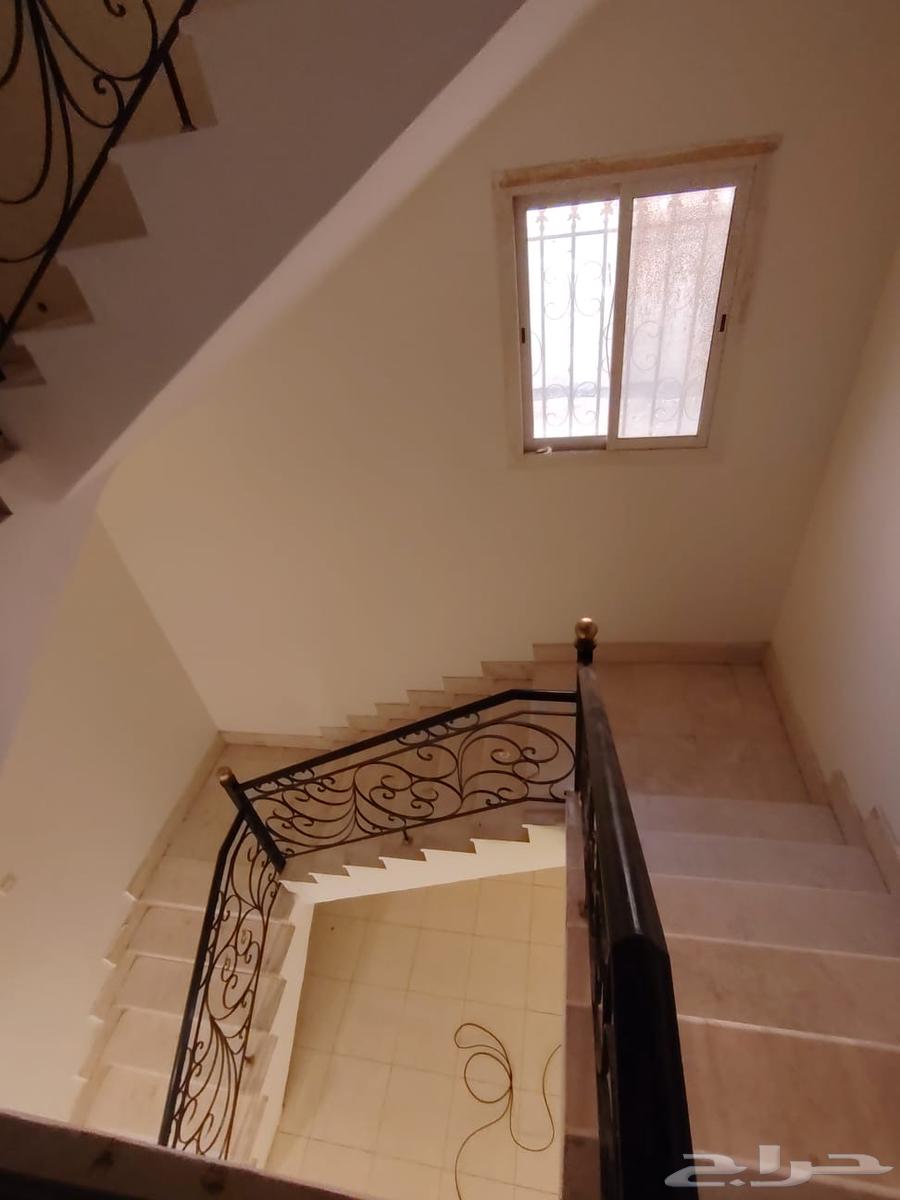 12 bedroom villa in Al Hamdaniyah 3