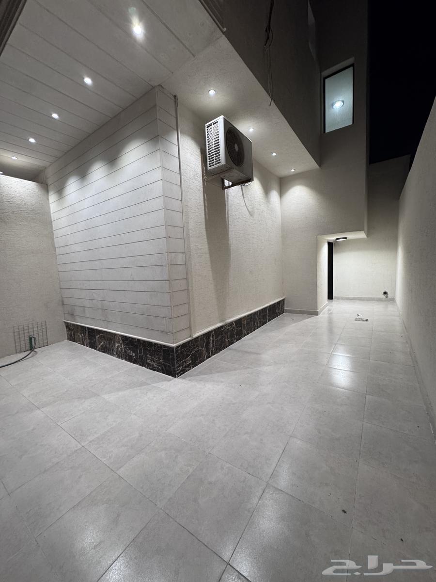 5 bedroom apartment in Ad Dar Al Baida 2