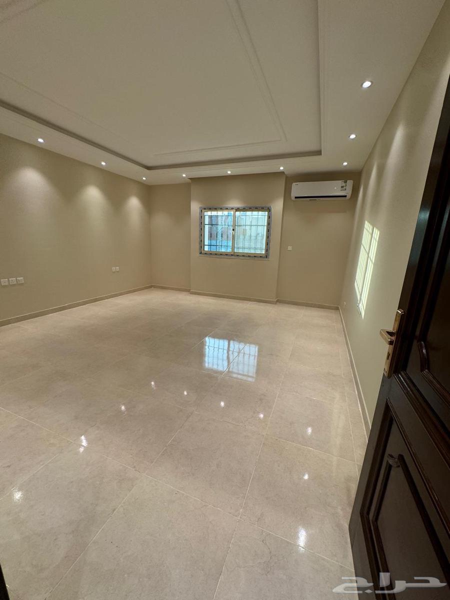 5 bedroom villa in Al Fardus, Jeddah 12