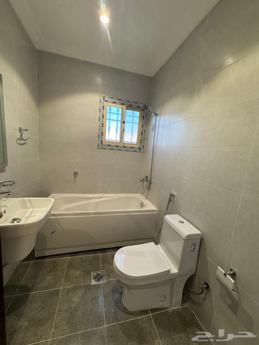 5 bedroom villa in Al Fardus, Jeddah 15