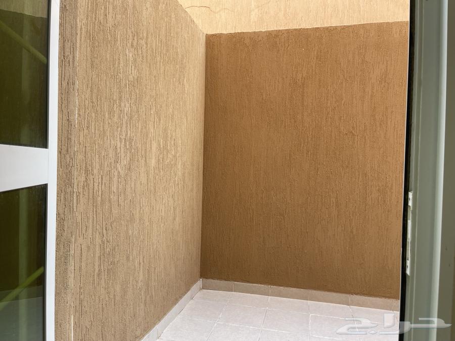 فيلا 6 غرف في الشراع 15