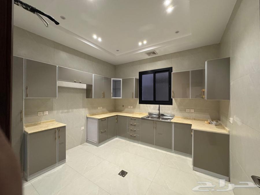 4 bedroom apartment in Al Sawari 10
