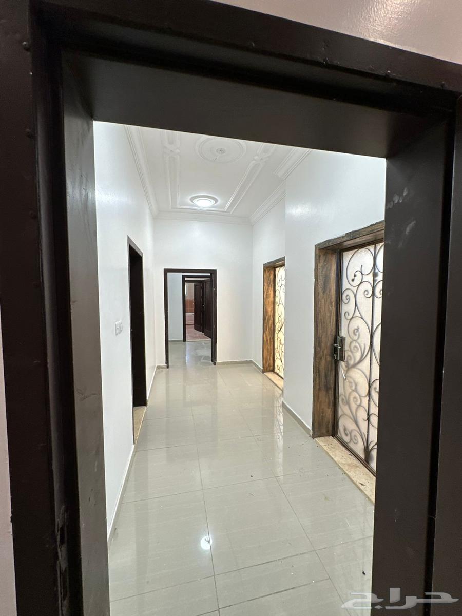 6 bedroom villa in Ar Rayan 9