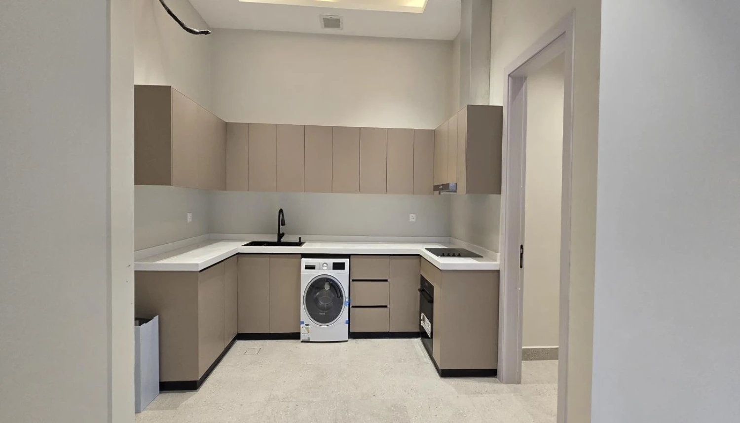 2 bedroom apartment in Jarir 5