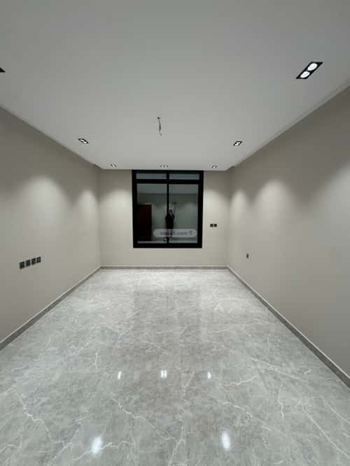 13 bedroom villa in Al Hamdaniyah 11