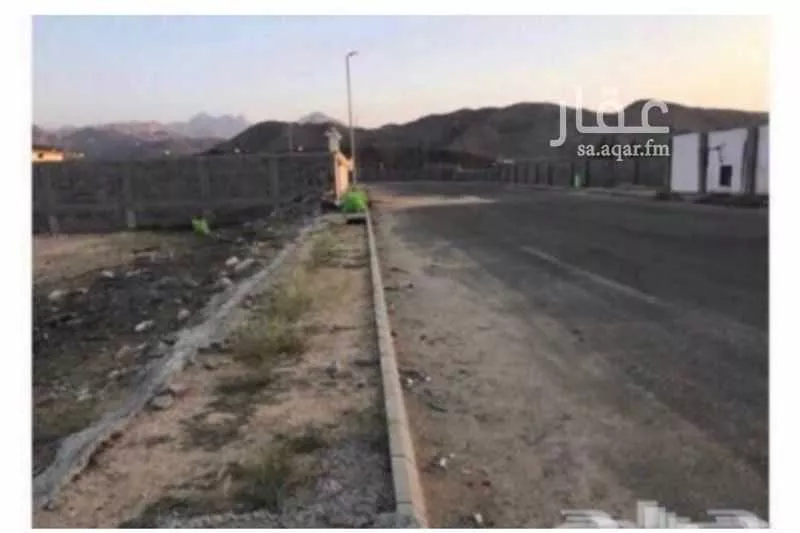 1000 sqm land in Al Awali 2