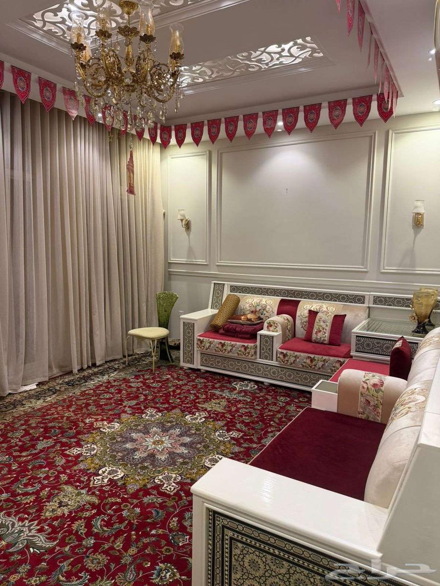 5 bedroom villa in Al Safa 3