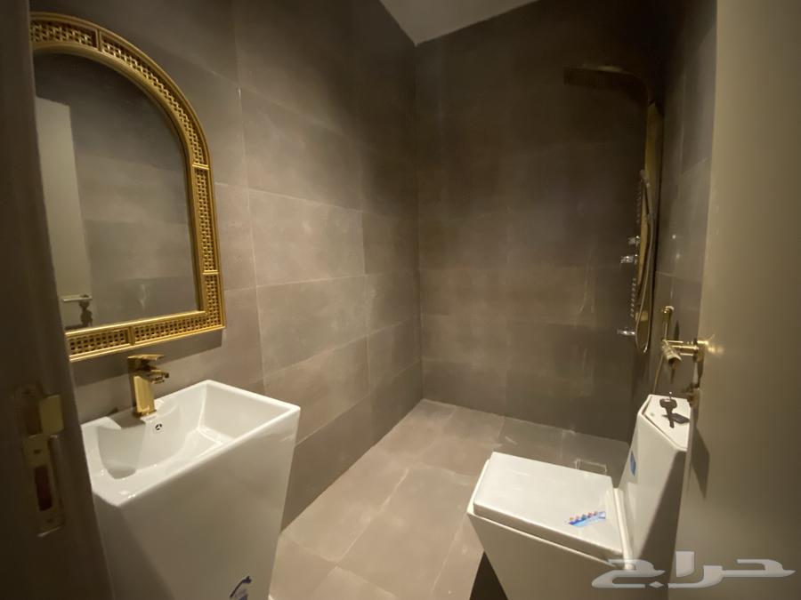 5 bedroom villa in Bryman 8