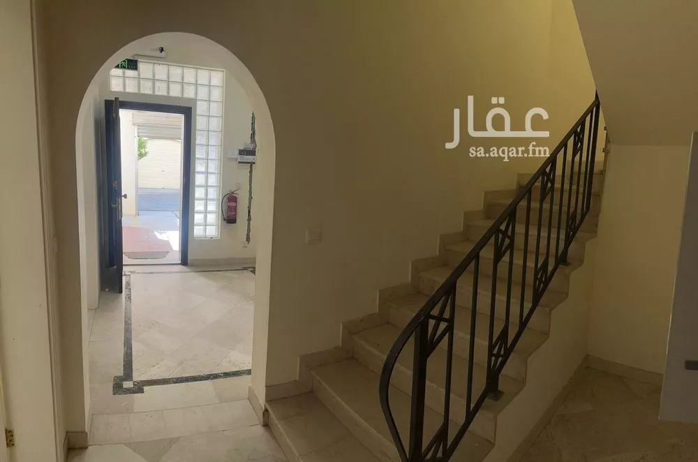 4 bedroom villa in Al Rawdah, Jeddah 11