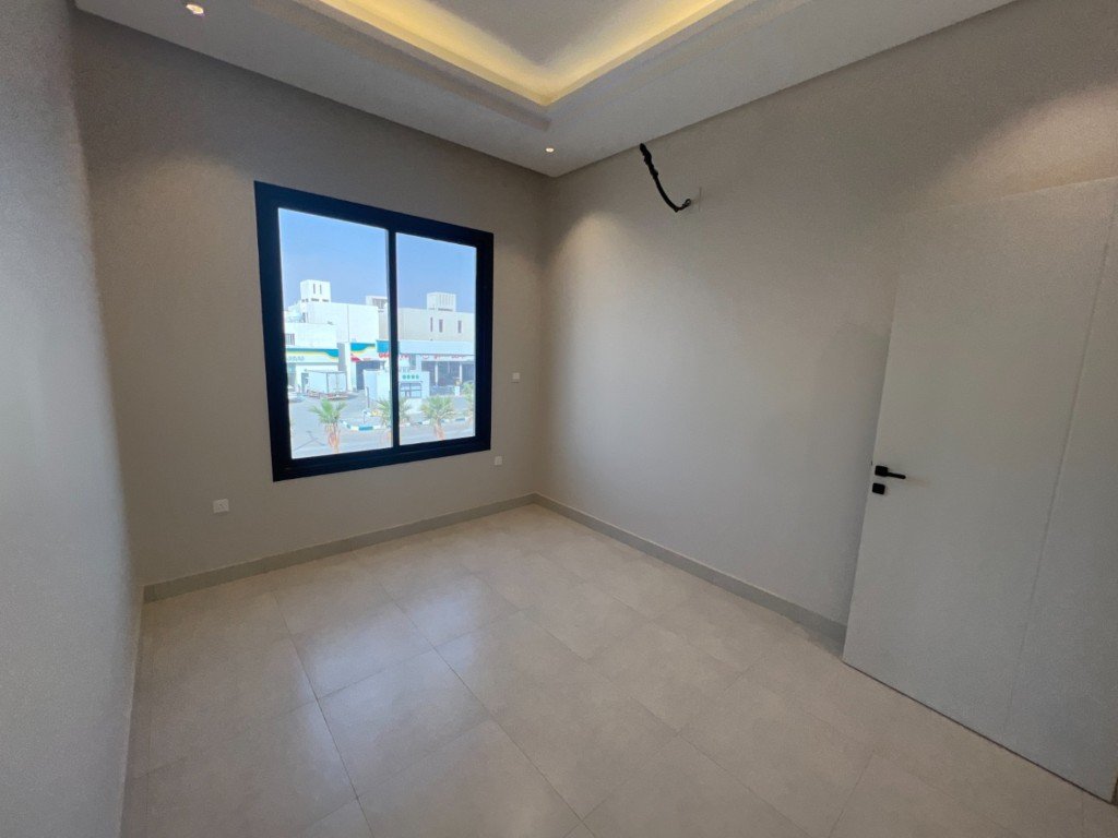 3 bedroom apartment in Al Aridh 7