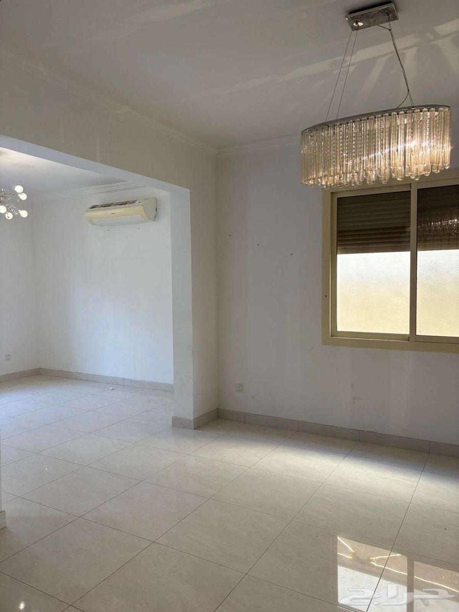 4 bedroom villa in Al Gharbiyah, Jeddah 7
