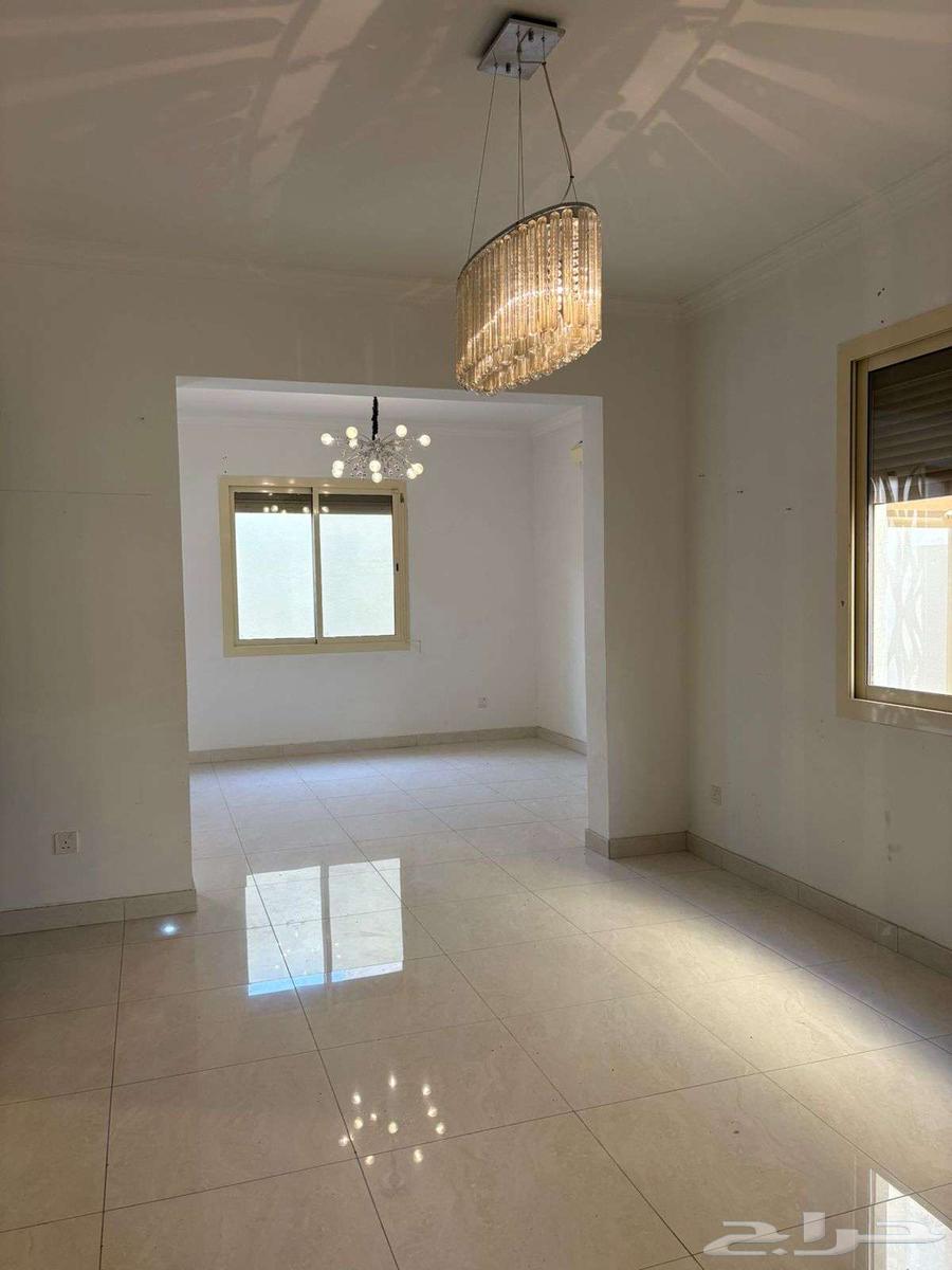 4 bedroom villa in Al Gharbiyah, Jeddah 8