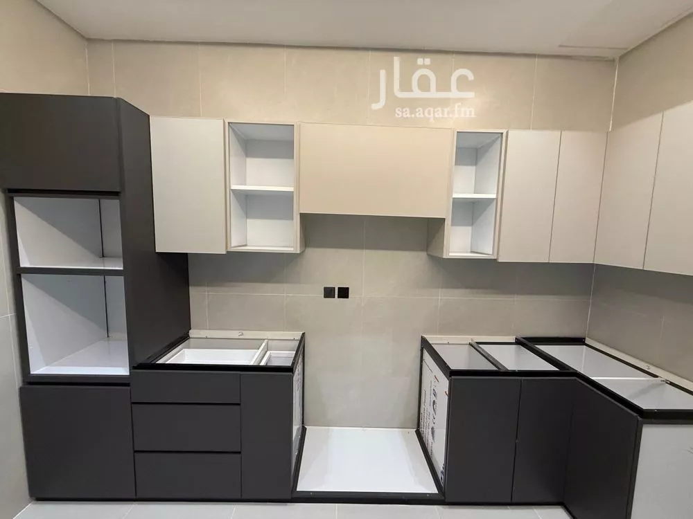 5 bedroom floor in Ash Sharq 12
