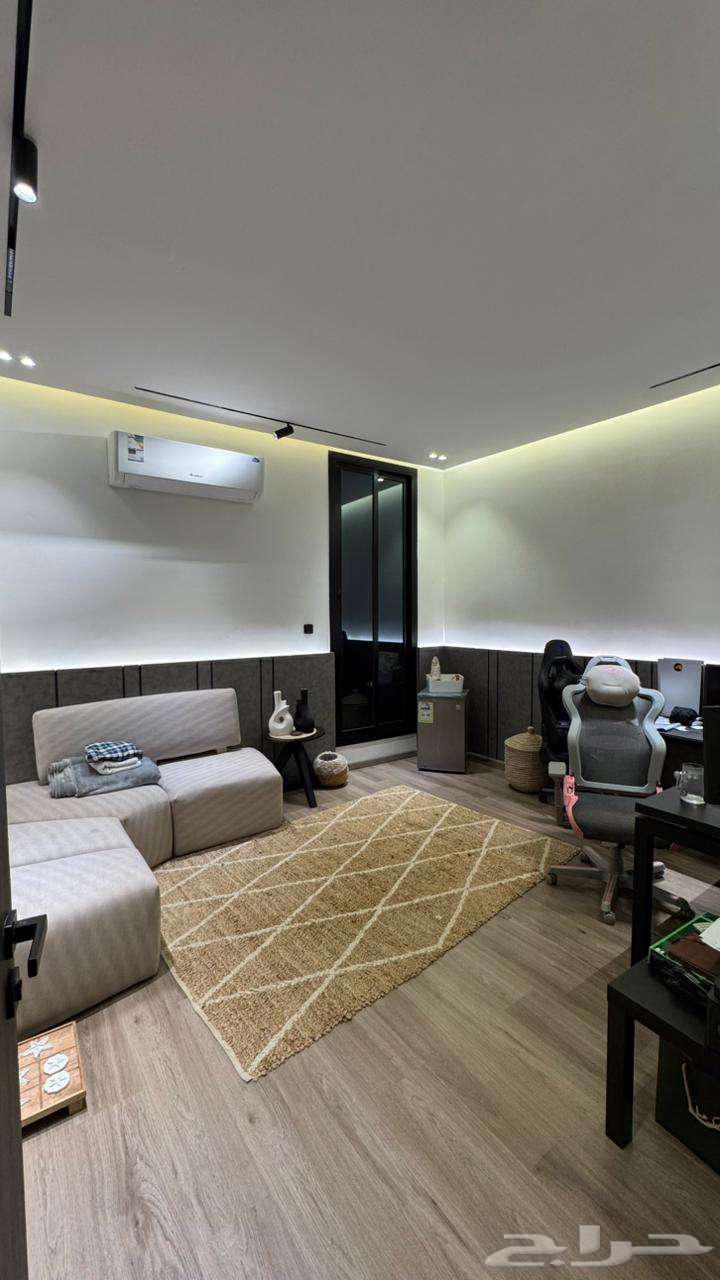 5 bedroom villa in Az Zomorod 4