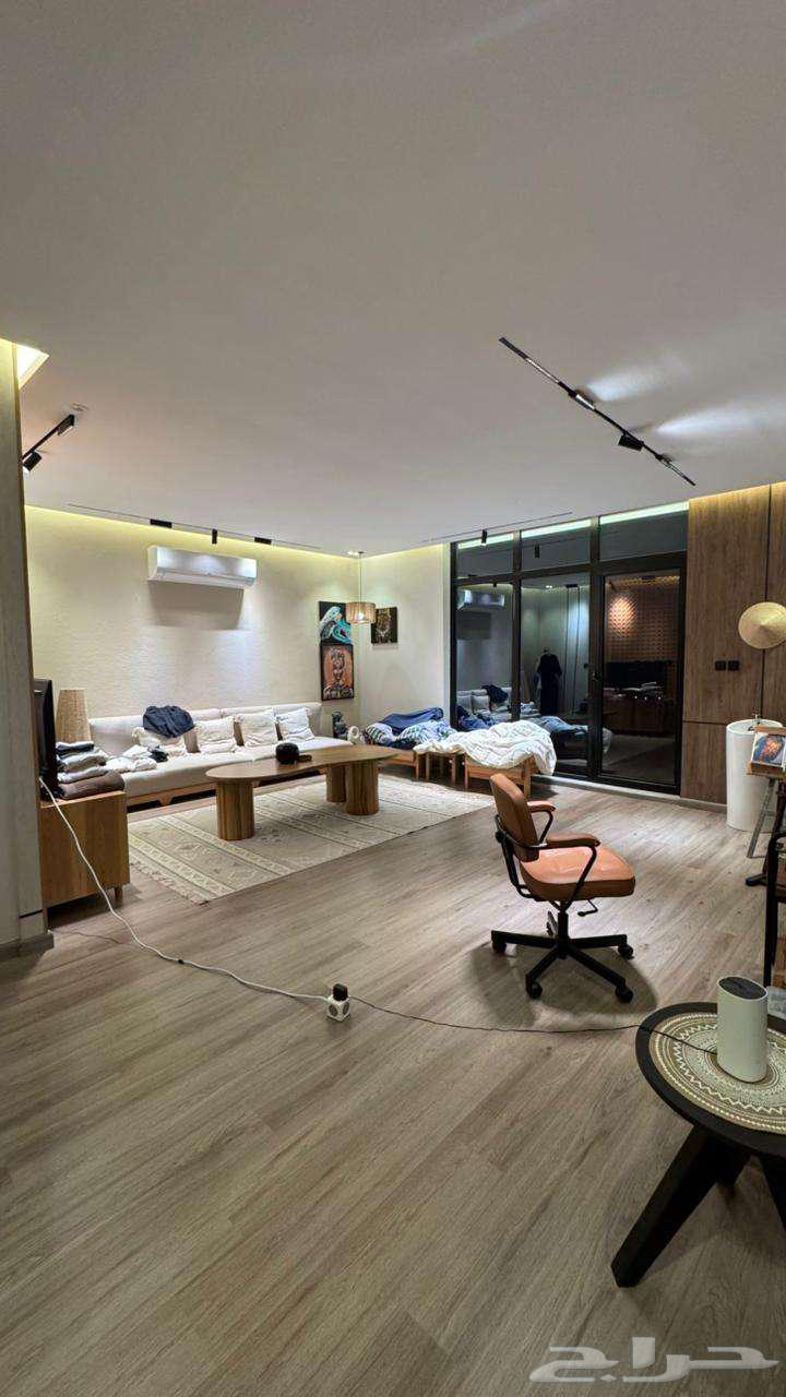 5 bedroom villa in Az Zomorod 5