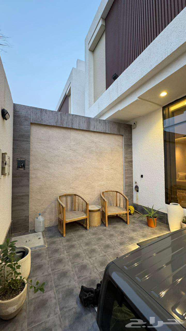 5 bedroom villa in Az Zomorod 45