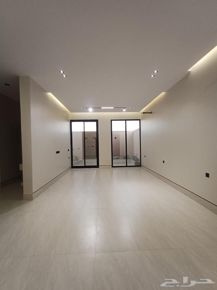 8 bedroom villa in Al Furusiyah 4