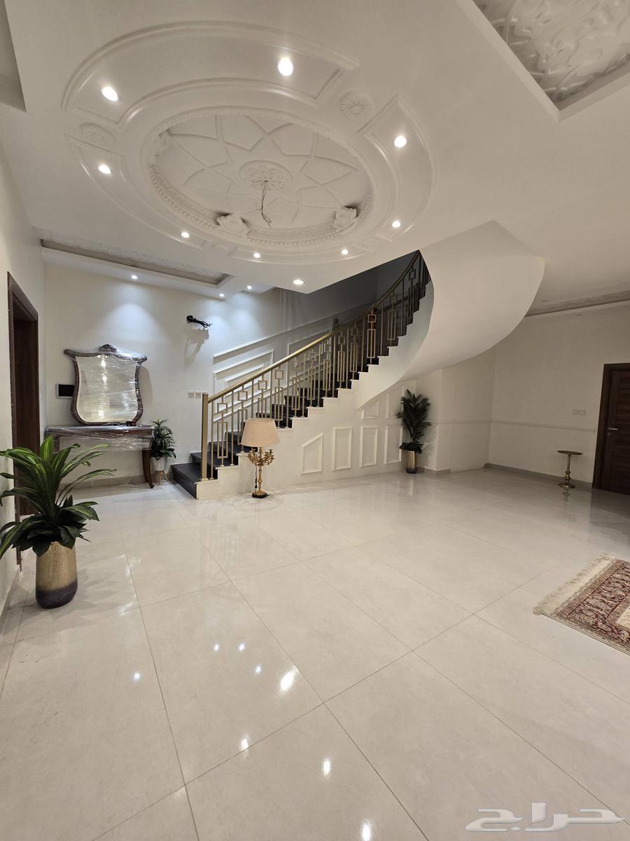 فيلا 25 غرف في الشراع 8