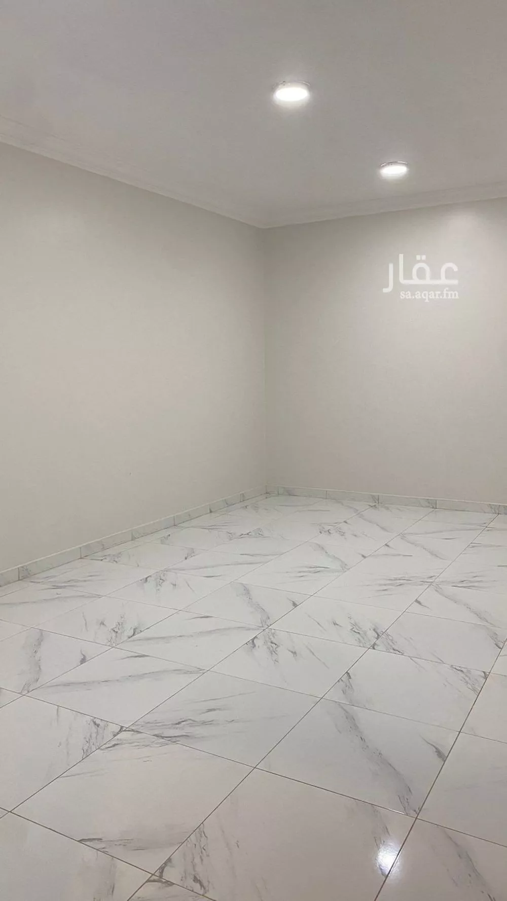 شقة 3 غرف في الملقا 3