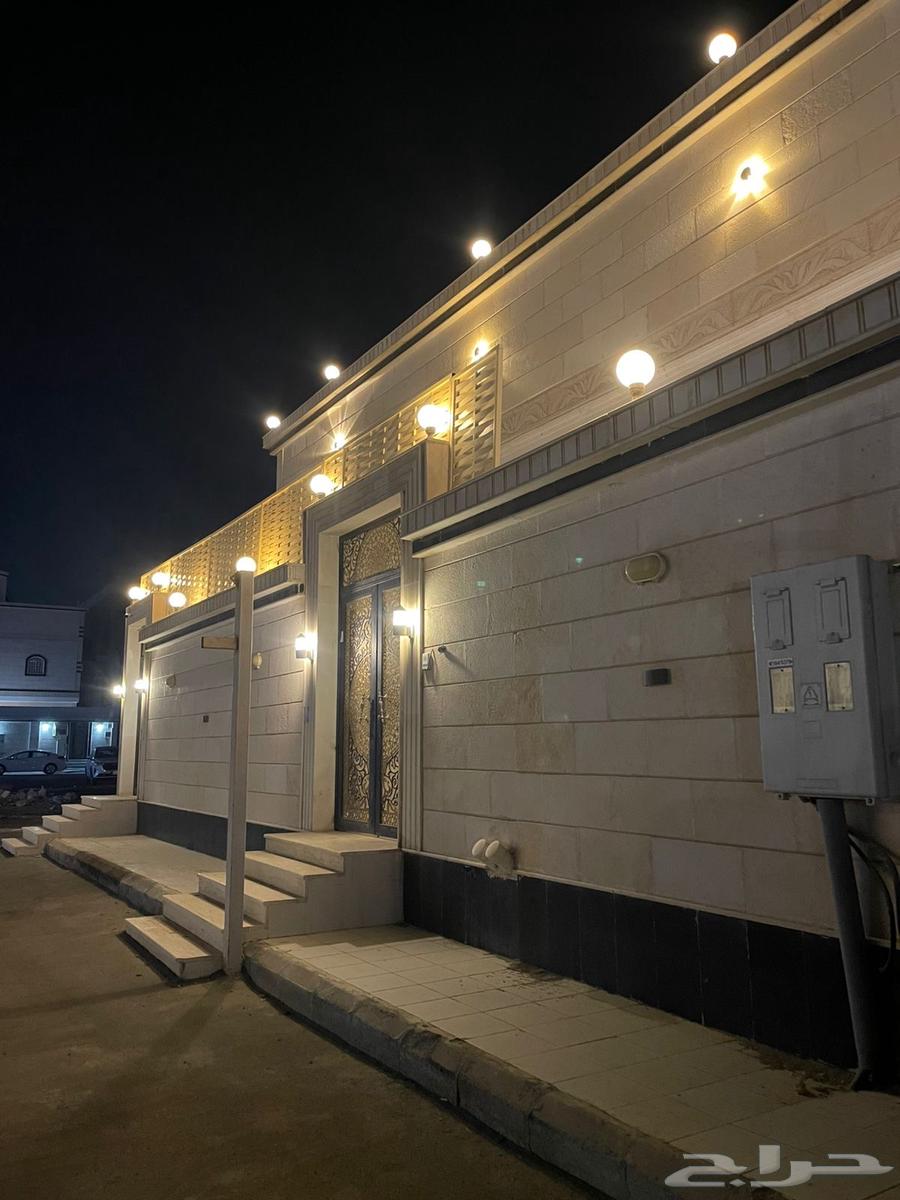 فيلا 5 غرف في الوفاء 2