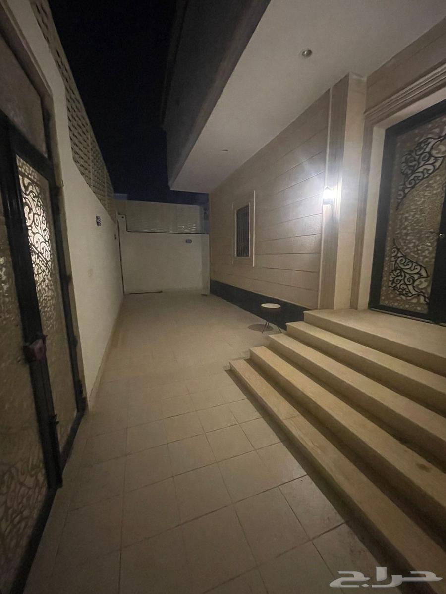 فيلا 5 غرف في الوفاء 3