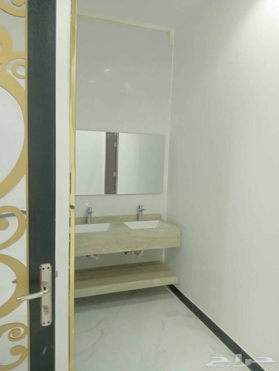 فيلا 8 غرف في الرياض 3