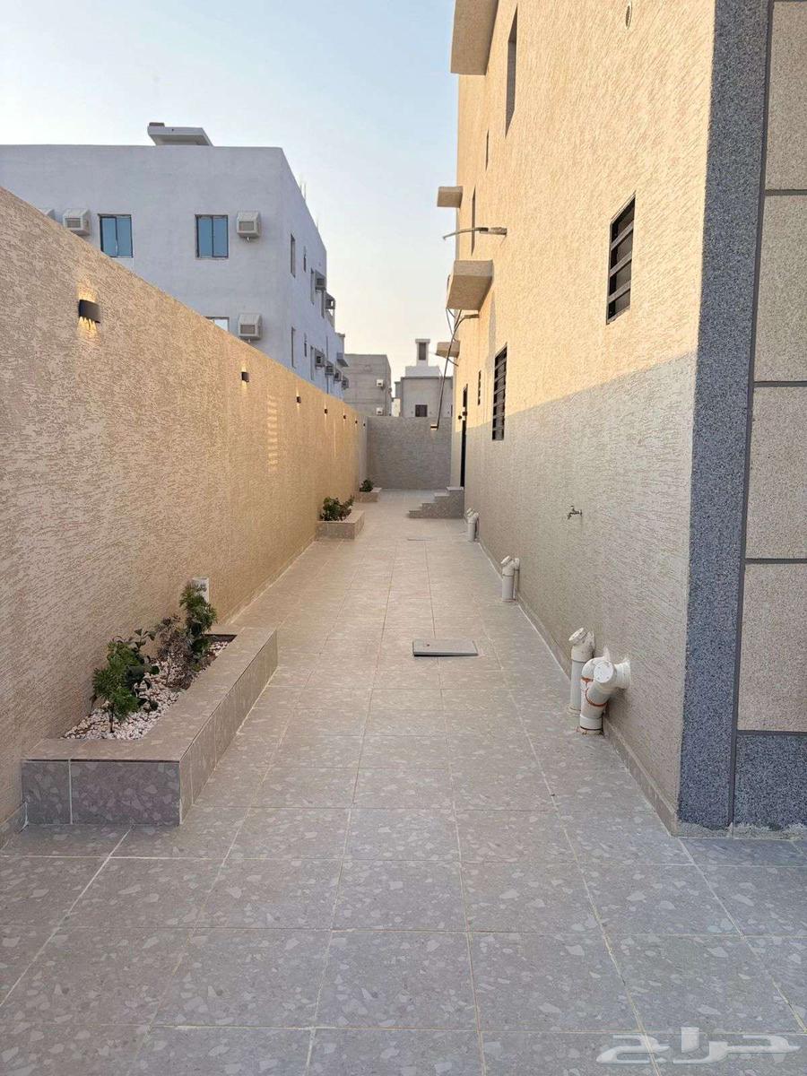 7 bedroom villa in Jeddah 25