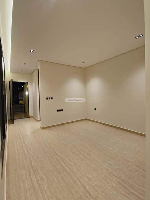 floor in Al Zahrah 10