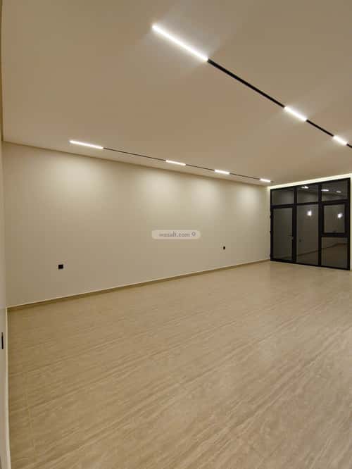 floor in Al Zahrah 5