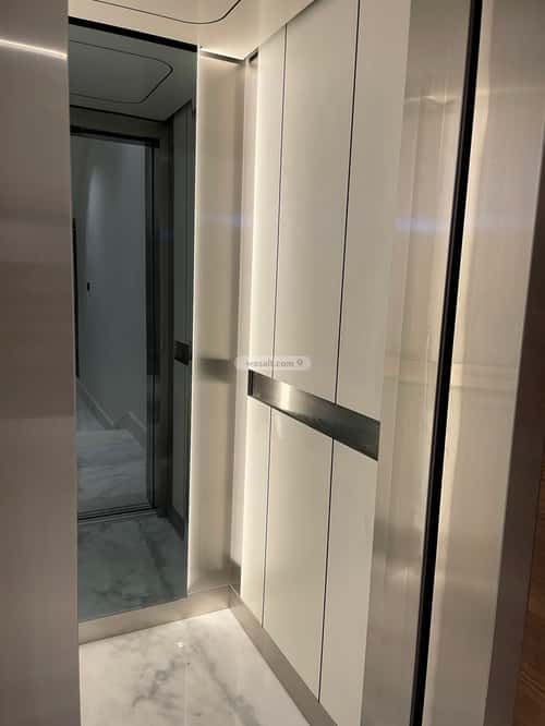 5 bedroom apartment in Al Narjis 1