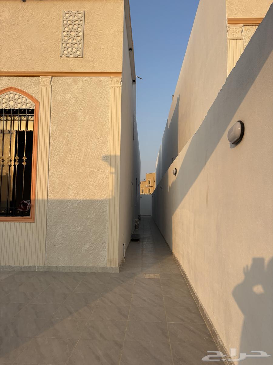 فيلا 6 غرف في بحرة 5