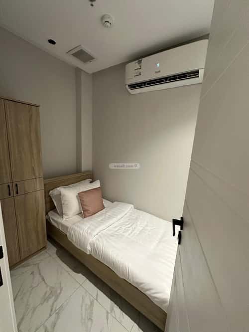 شقة 3 غرف في الملقا 1