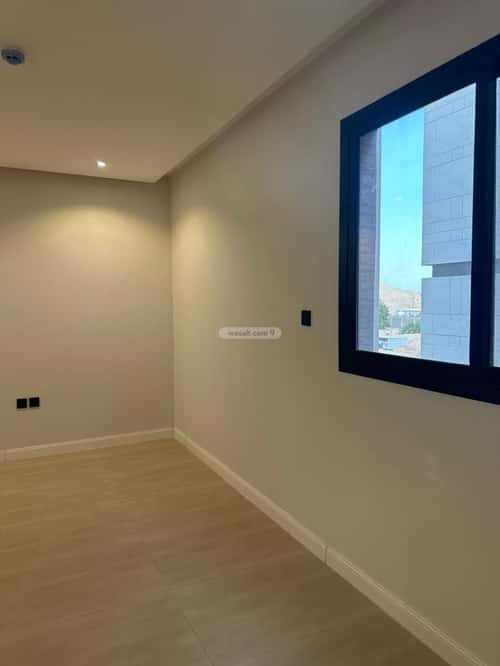 5 bedroom apartment in Al Narjis 7