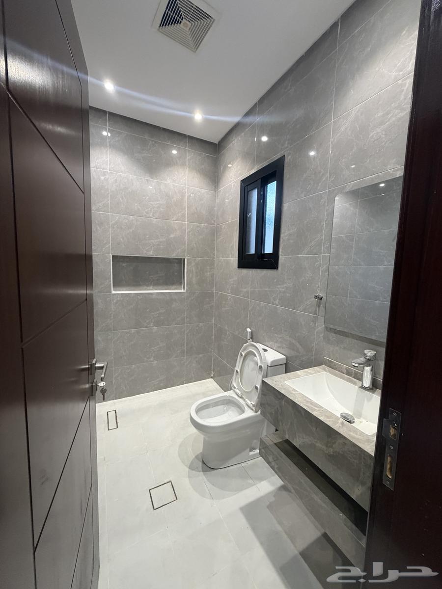 7 bedroom villa in Jeddah 16