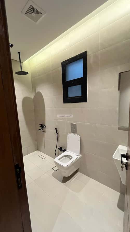 3 bedroom apartment in Al Aridh 6