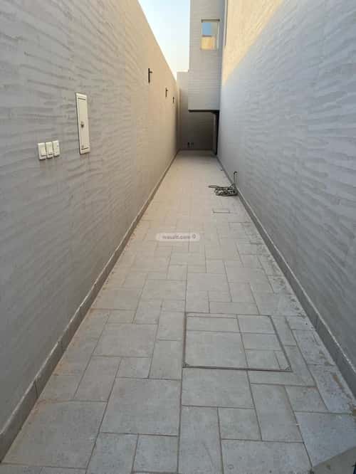 8 bedroom villa in Al Aridh 2